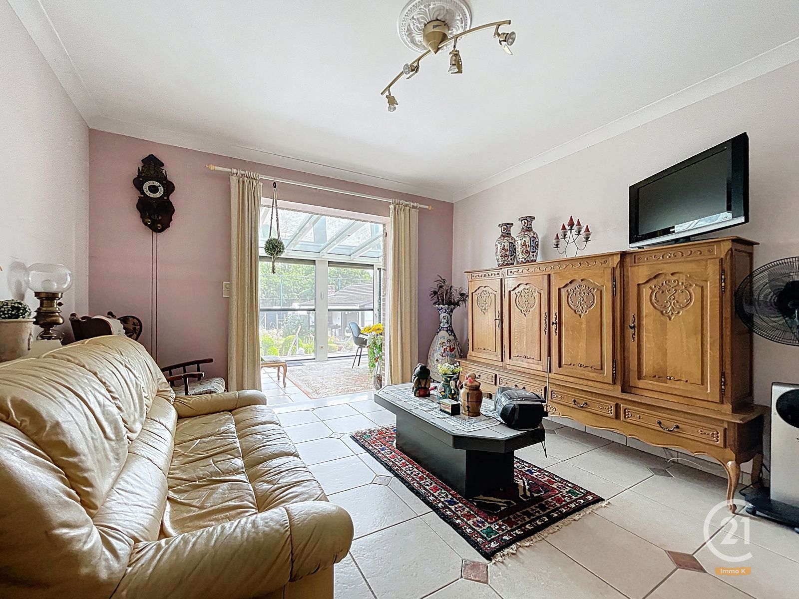 Degelijke en onderhouden gelijkvloerse woning met werkhuis foto 10