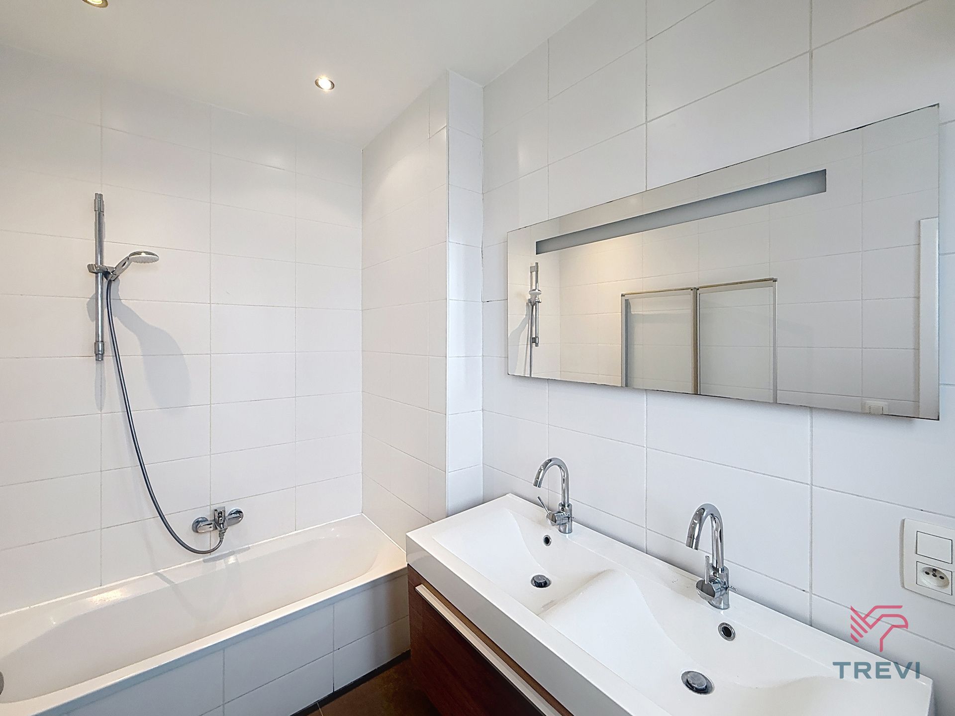 Opgeknapt appartement met 1 slaapkamer - Centrum Brussel foto 10