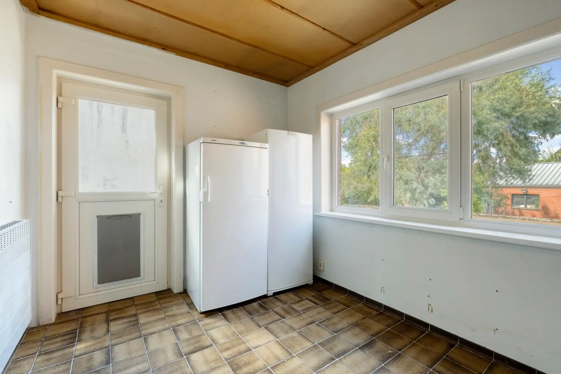 TE KOOP - instapklare woning met 3 slaapkamers en garage foto 11