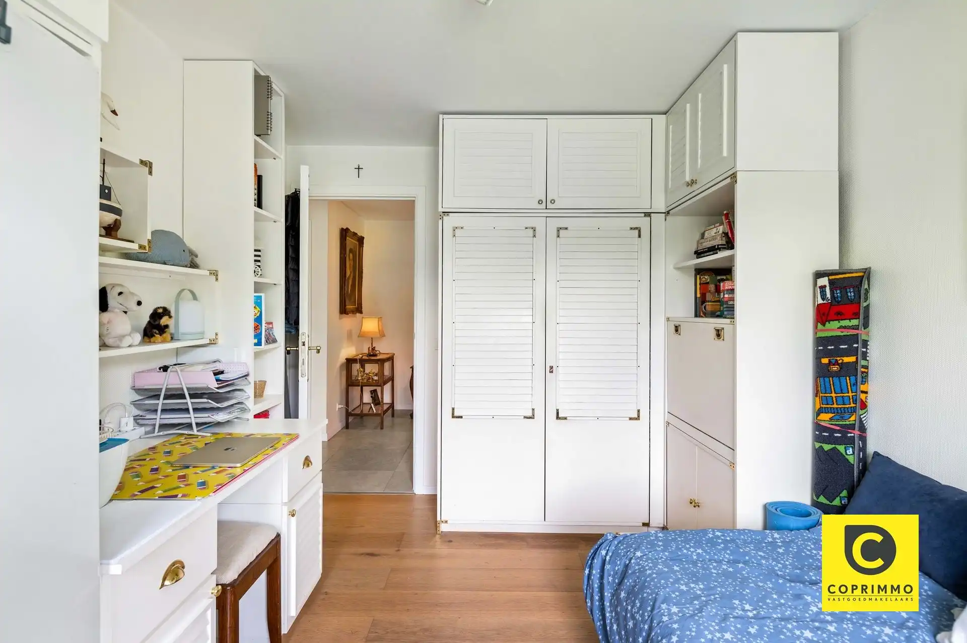 Gelijkvloers app.: 2 slk, garage en tuin  foto 12