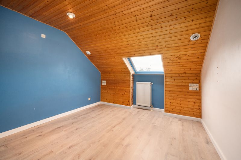 Roeselare : Charmante woning te huur in een gezellige wijk! foto 13