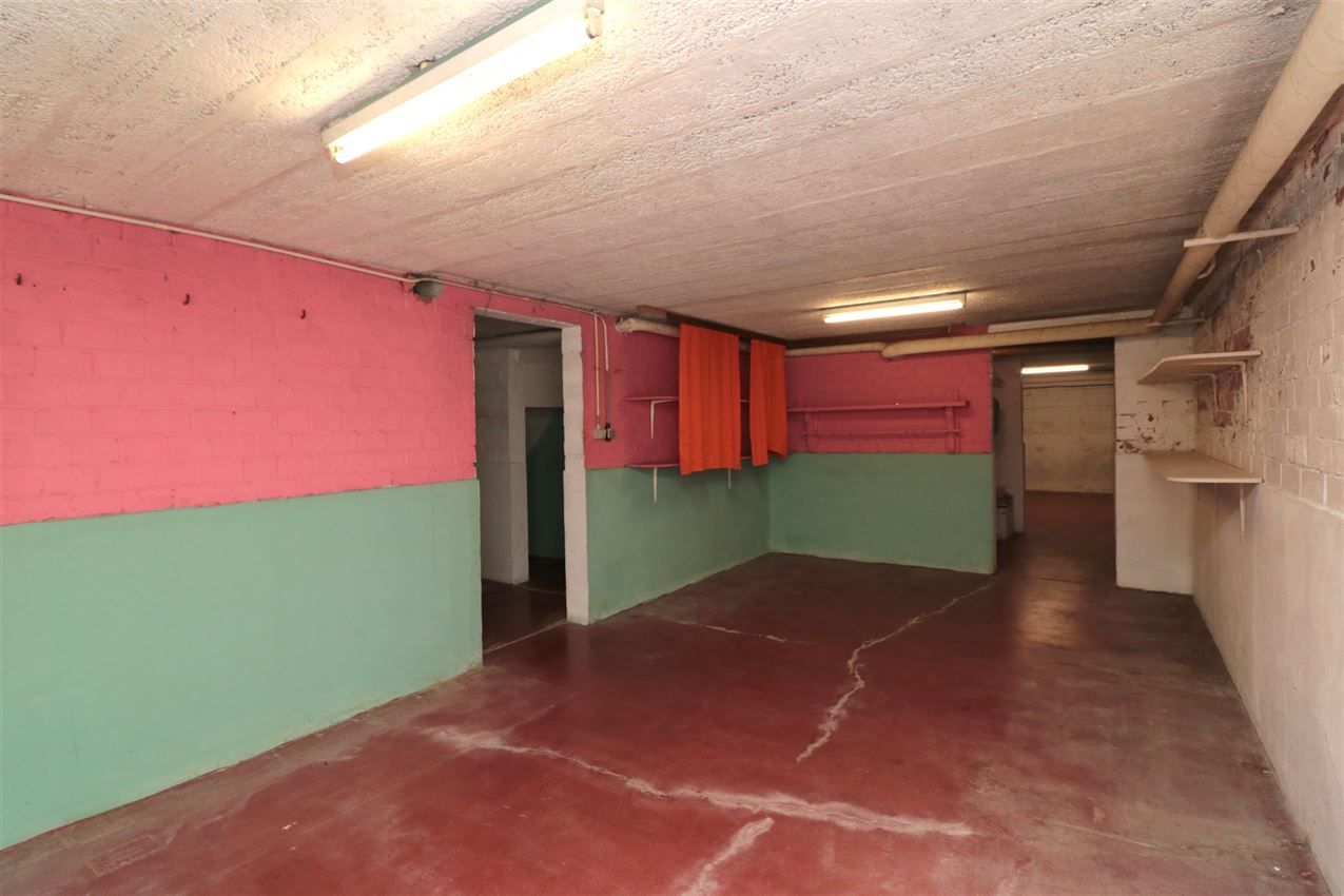 degelijk en verzorgd,  mooi overdekt terras, goede locatie foto 36