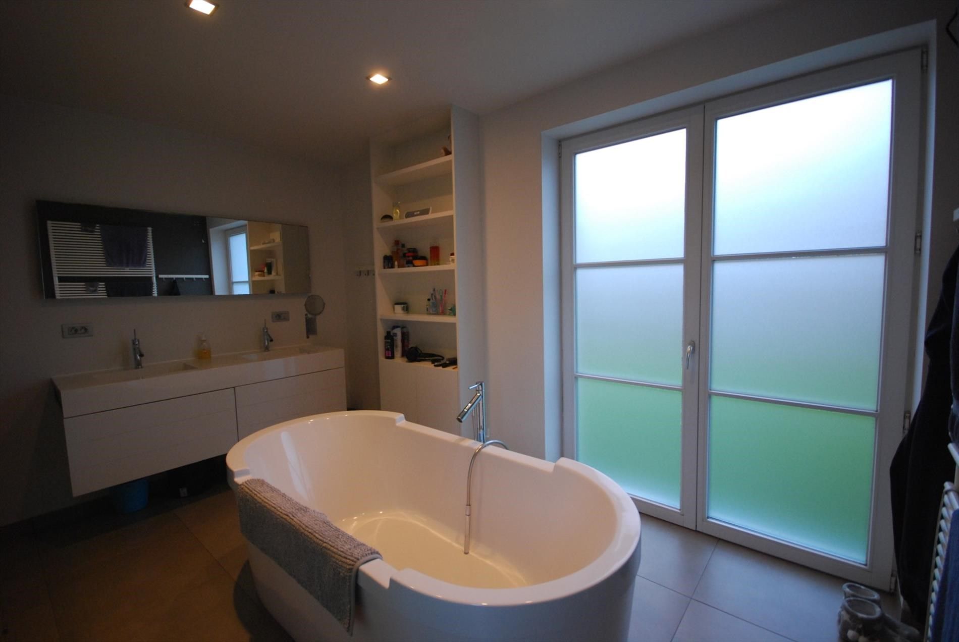 GEZELLIGE EN COMFORTABELE WONING foto 6