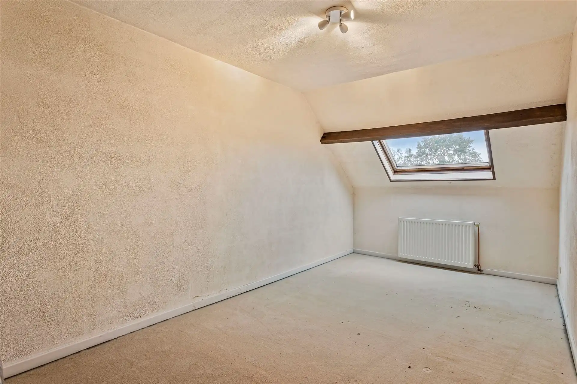 Ruime villa op een domein van +/- 1ha36a foto 29