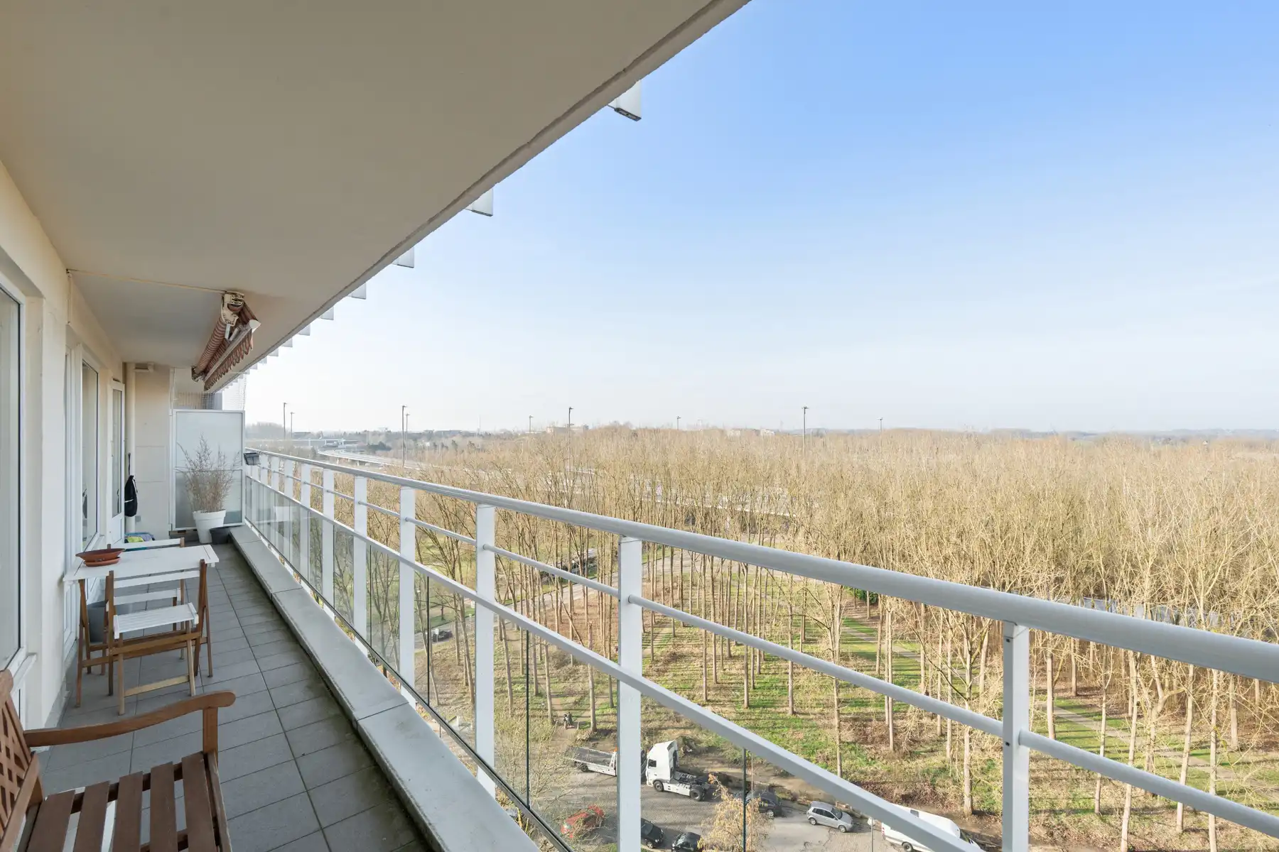 Sky-high Living in Anderlecht: Modern 2-Slpk Appartement met Fenomenaal Uitzicht foto 23