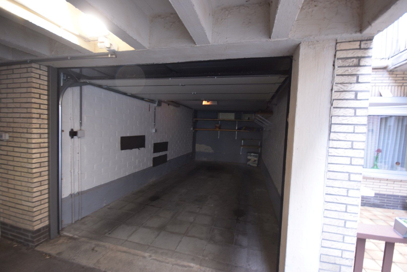 INSTAPKLAAR APPARTEMENT MET TERRAS EN GARAGE  foto 10