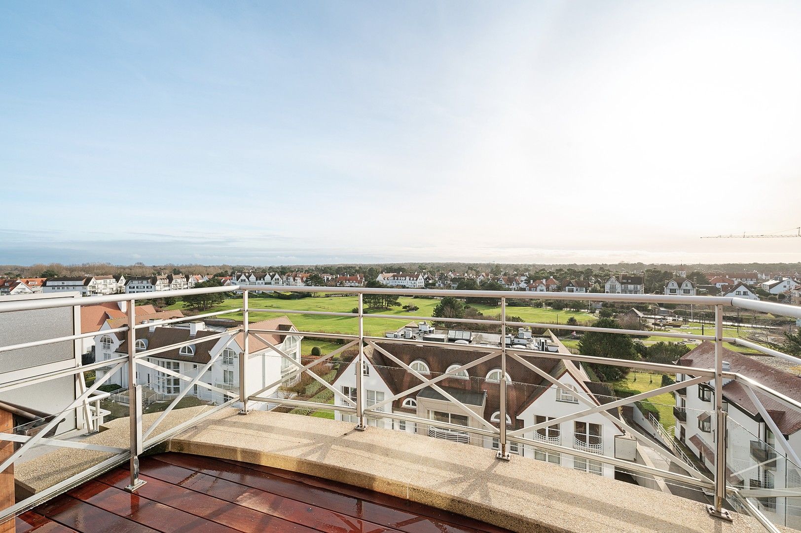 Zonnig gerenoveerd duplex penthouse appartement te Zoute foto 7