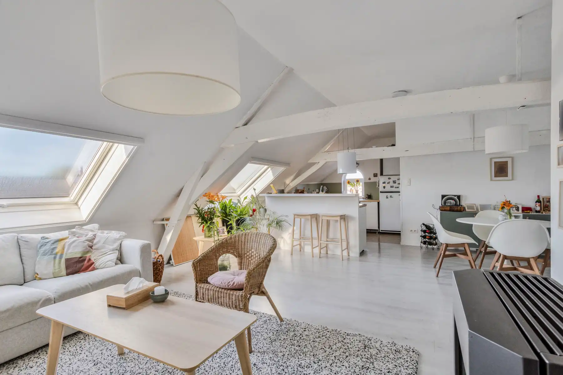 Triplex appartement met garagebox incl. in de vraagprijs foto {{pictureIndex}}