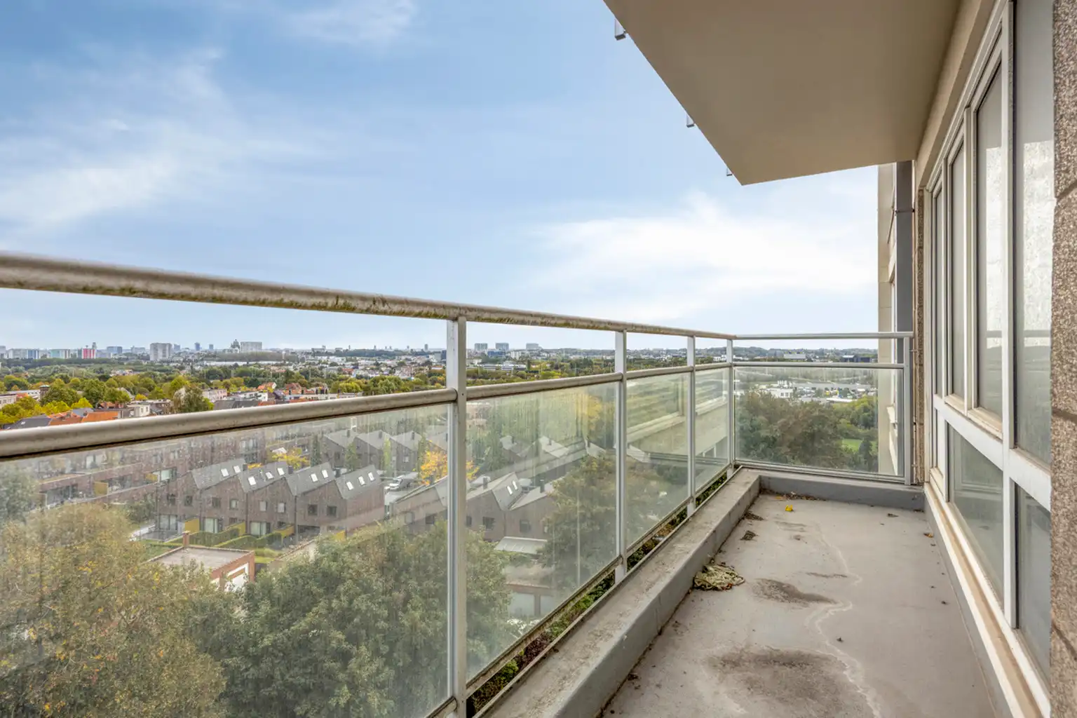 Op te frissen 1-slaapkamerappartement foto 13