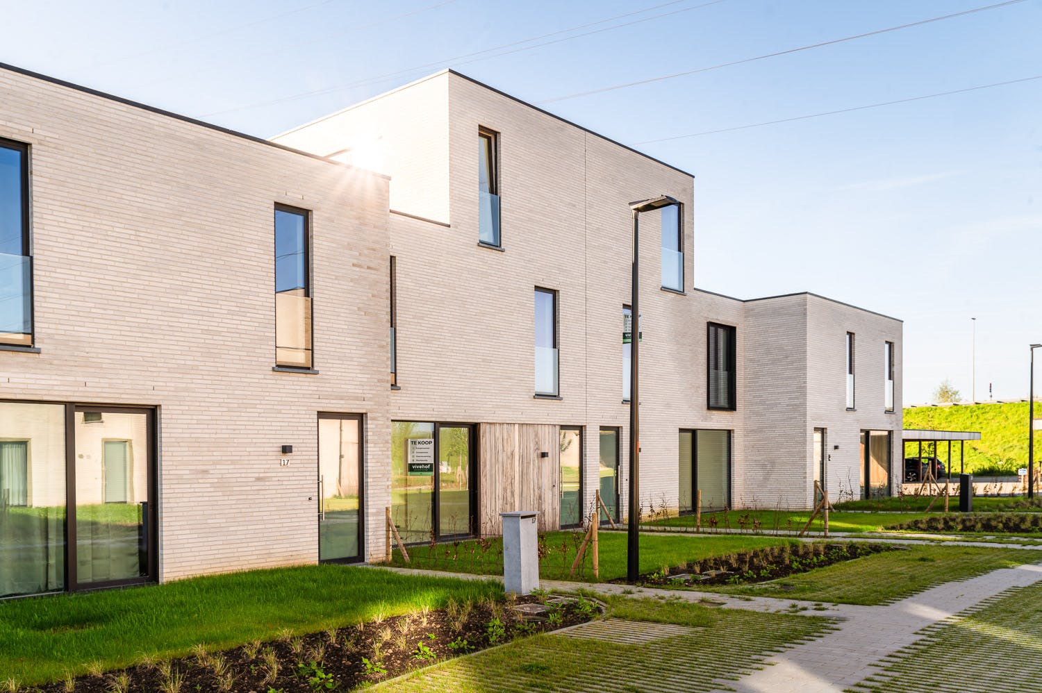 Nieuwbouwwoning te koop in Sint-Eloois-Vijve foto {{pictureIndex}}