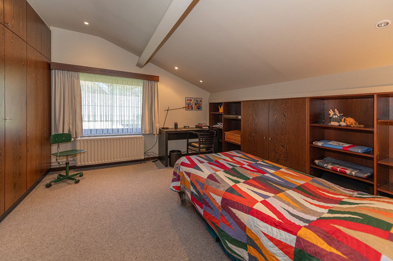 Ruime en exclusieve villa met 5 slaapkamers op perceel van 40 are foto 15