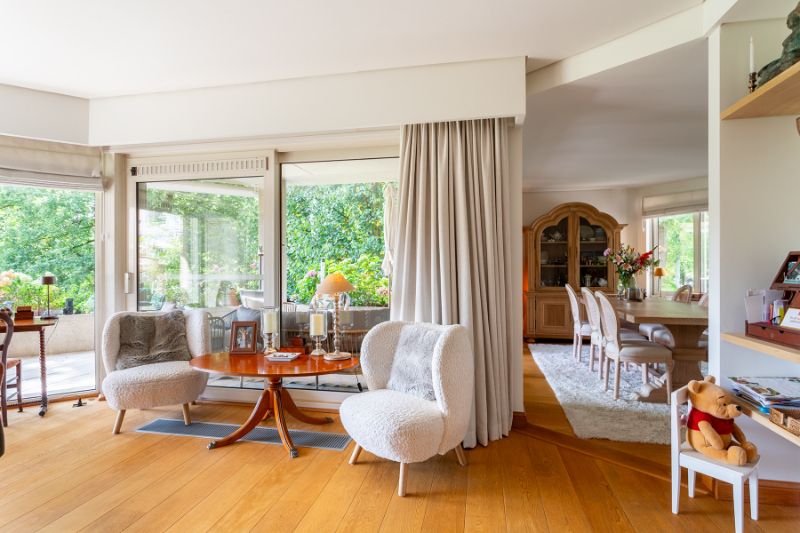 Riant, lumineus instapklaar 3 slaapkamer appartement in een oase van groen + P en ruim zonne-terras! foto 9