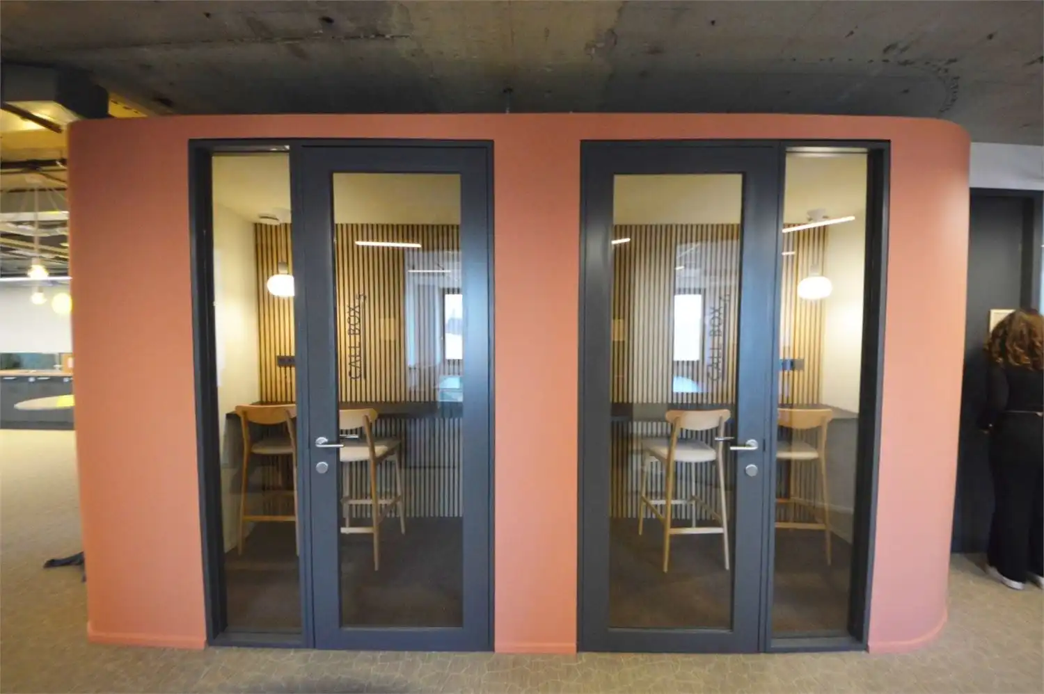 Bureaux prêts à emménager dans un immeuble moderne au 4e étage foto 5