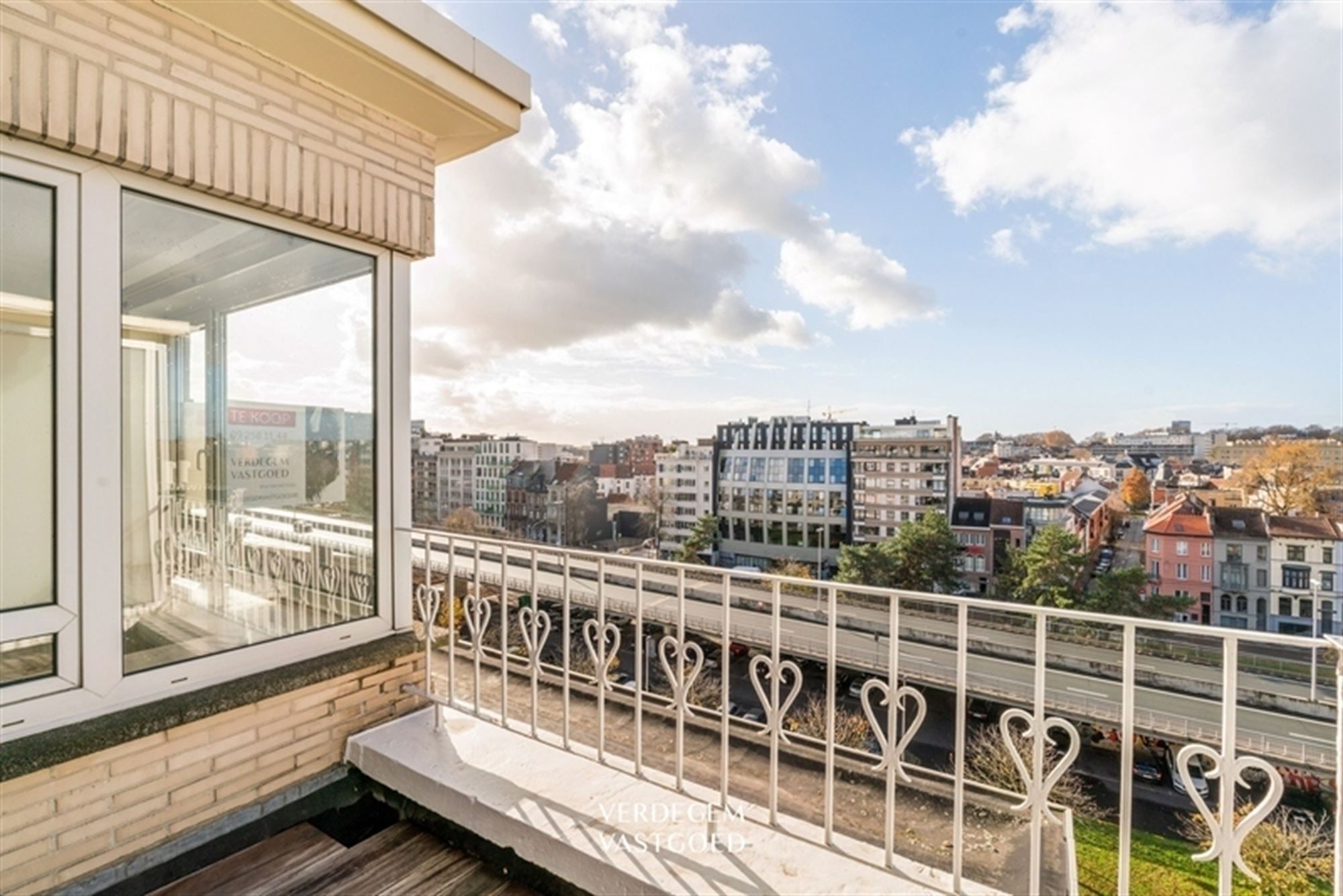 Wonen in het centrum van Gent: 2 slaapkamers, terras en kelderberging foto 13