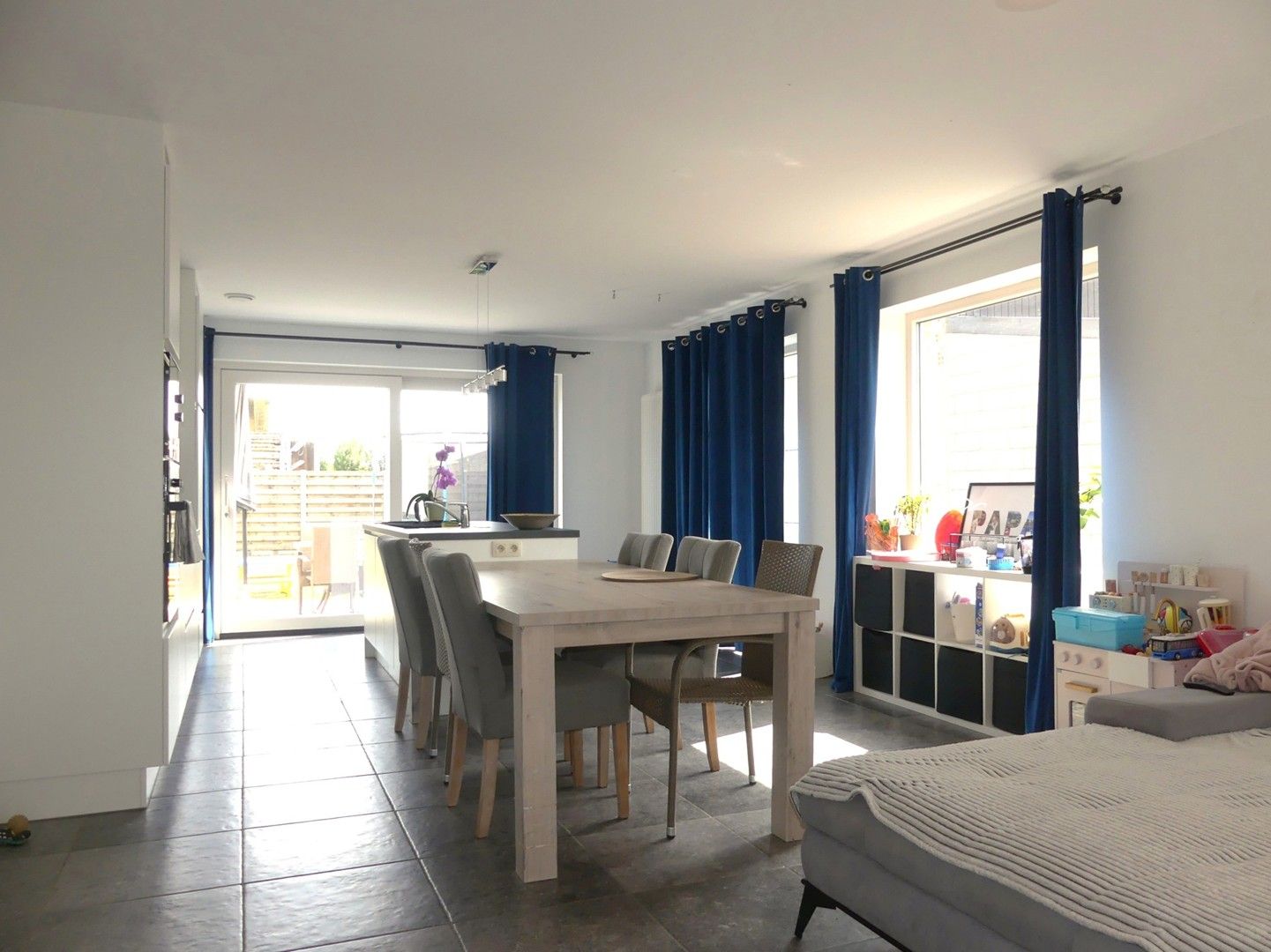 Recente nieuwbouw en lage energiewoning met tuin foto 5