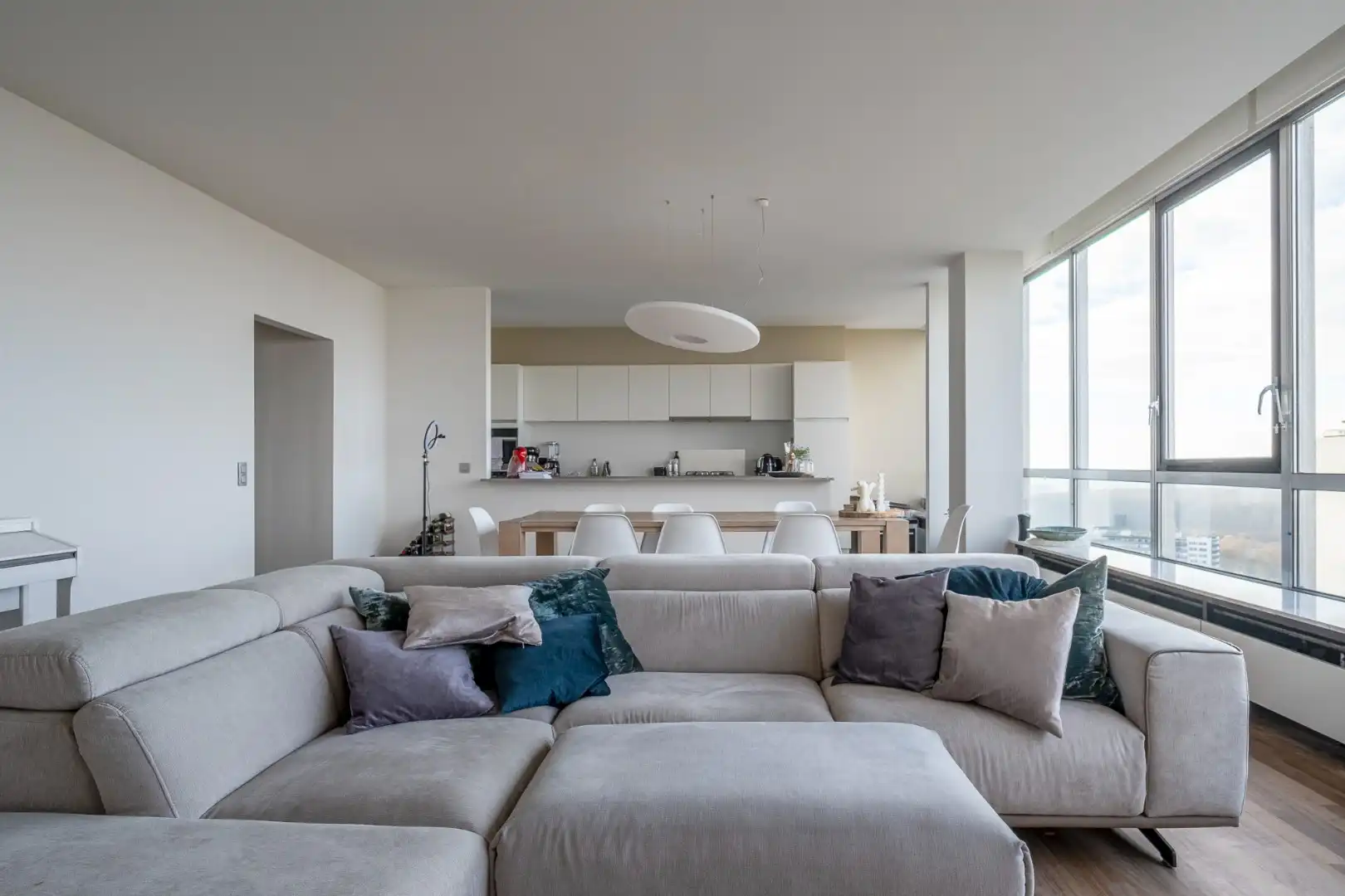 Gemeubeld appartement met prachtig uitzicht foto 4