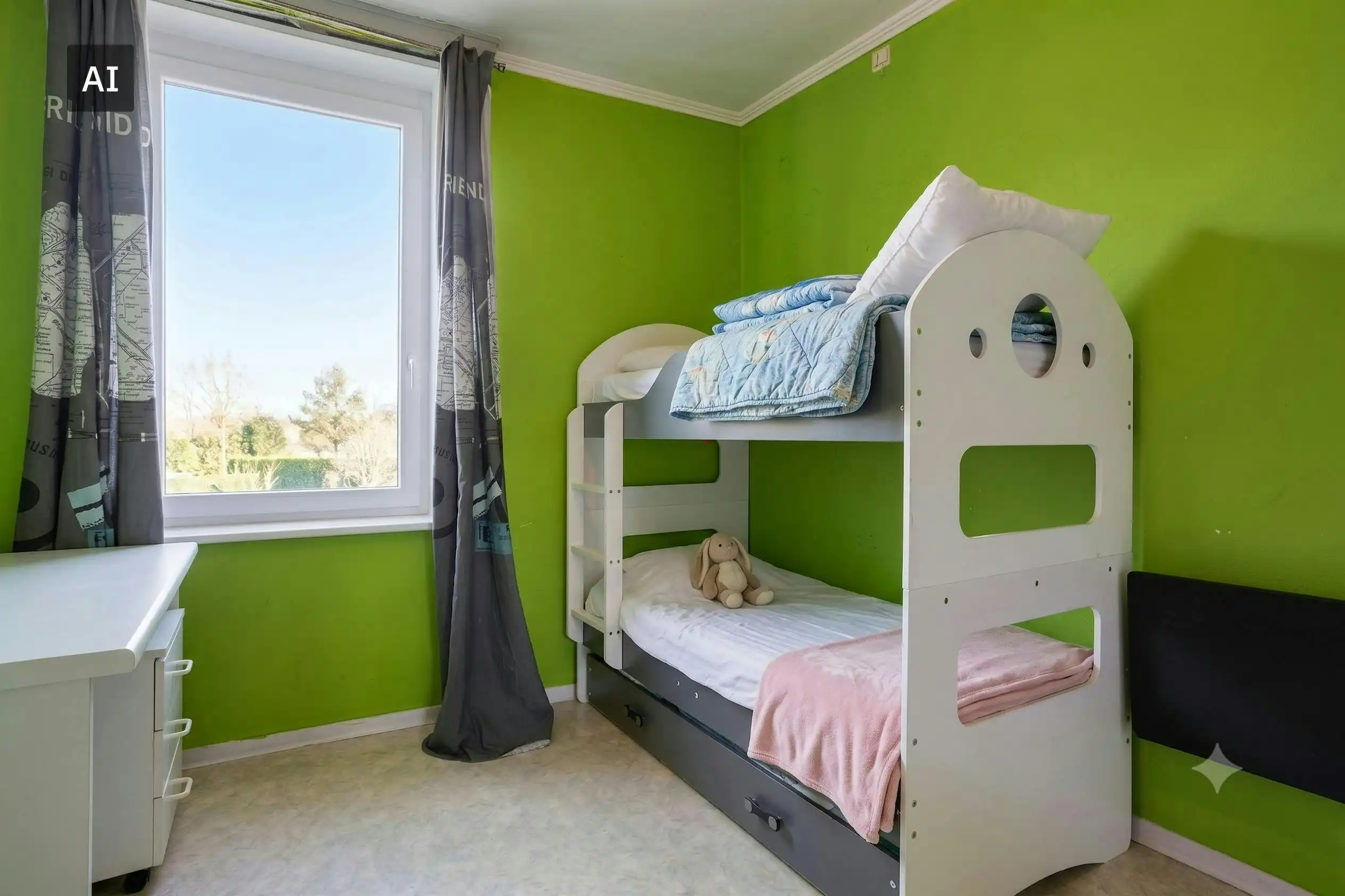 Veel ruimte, veel mogelijkheden: huis te koop in Izegem foto 11