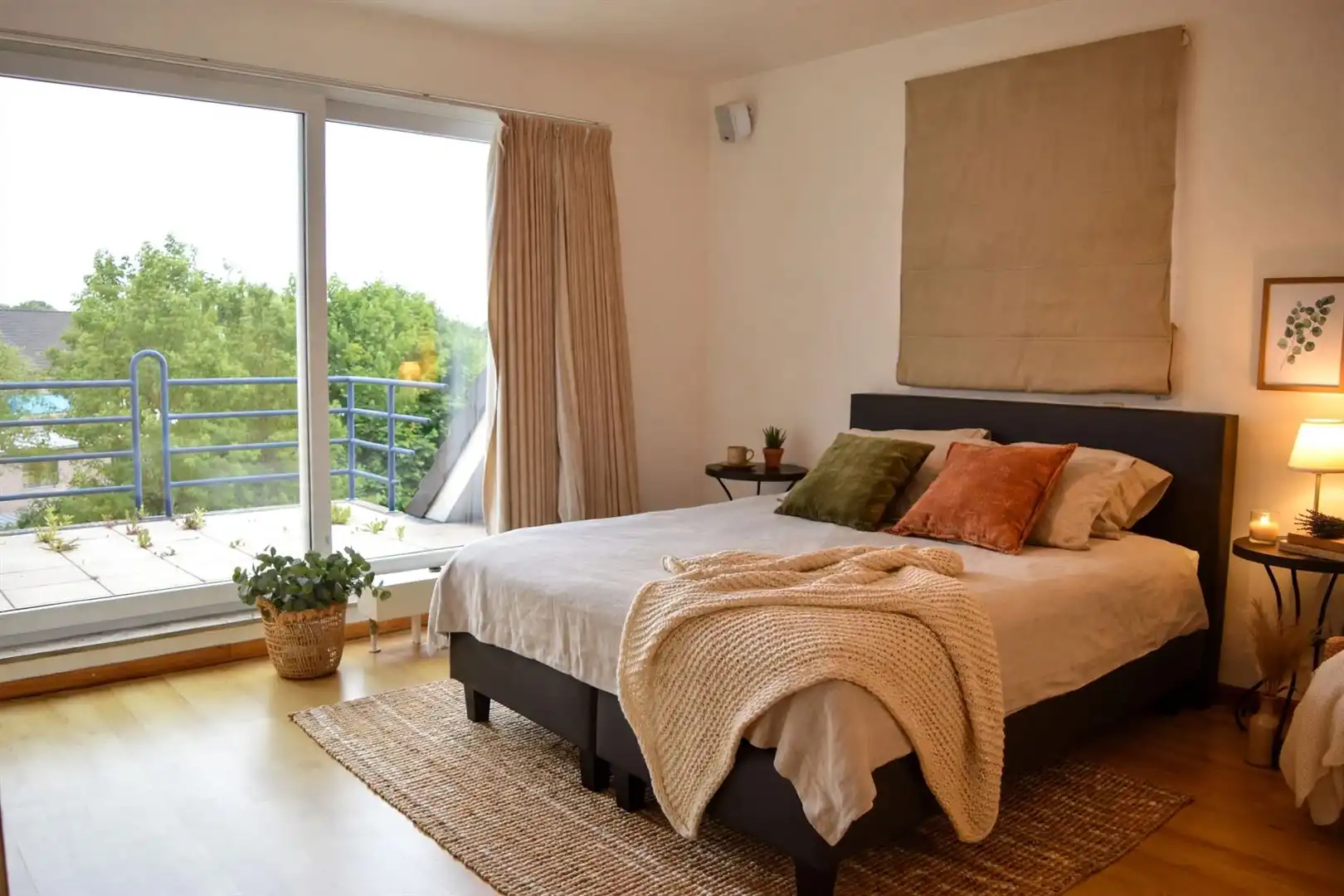 TE HUUR: Ruim appartement met 2 slaapkamers en 2 terrassen te Heusden-Zolder! foto 5