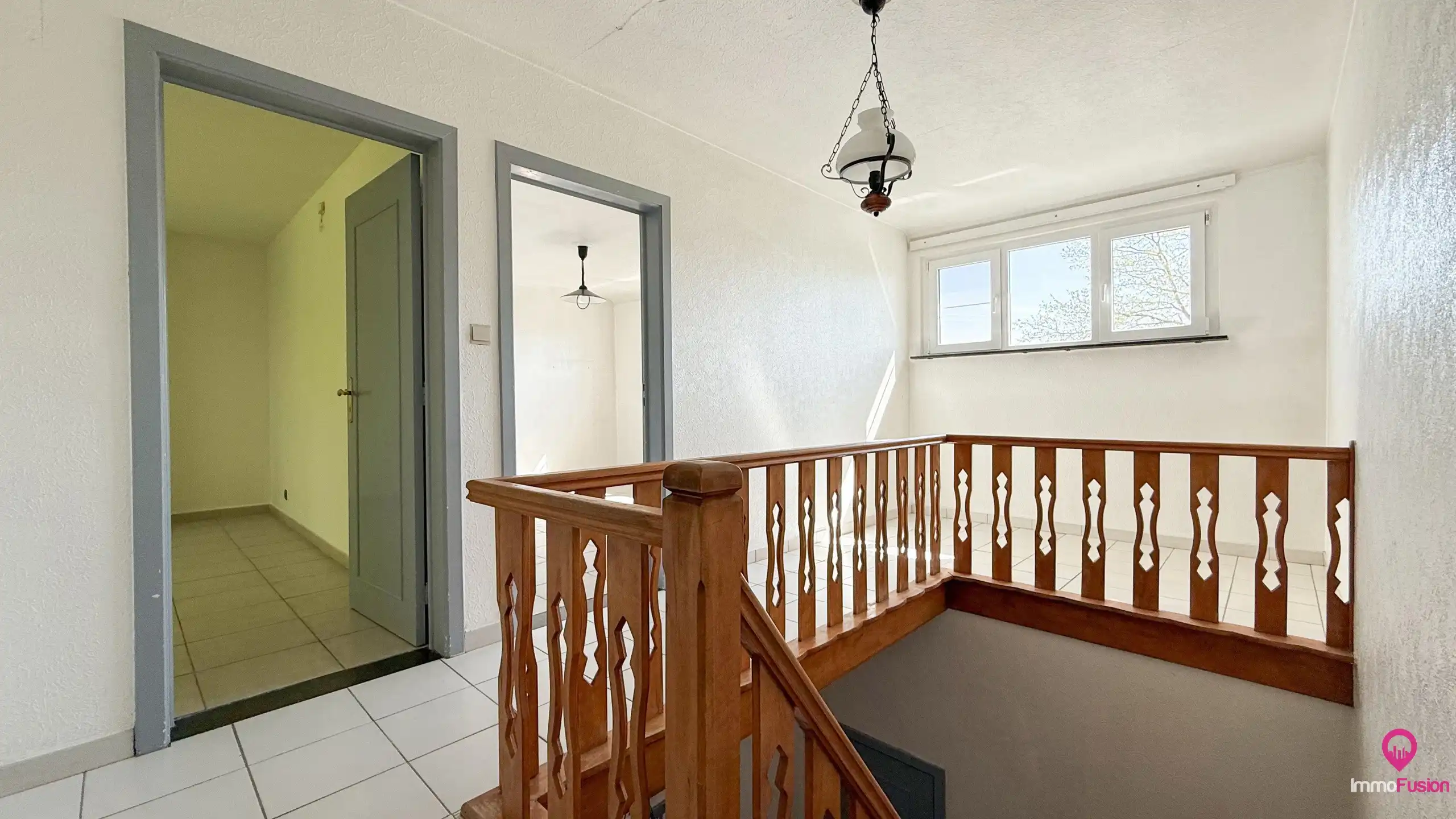 Ruime open bebouwing van 328m² met 5 slpk op toplocatie! foto 22