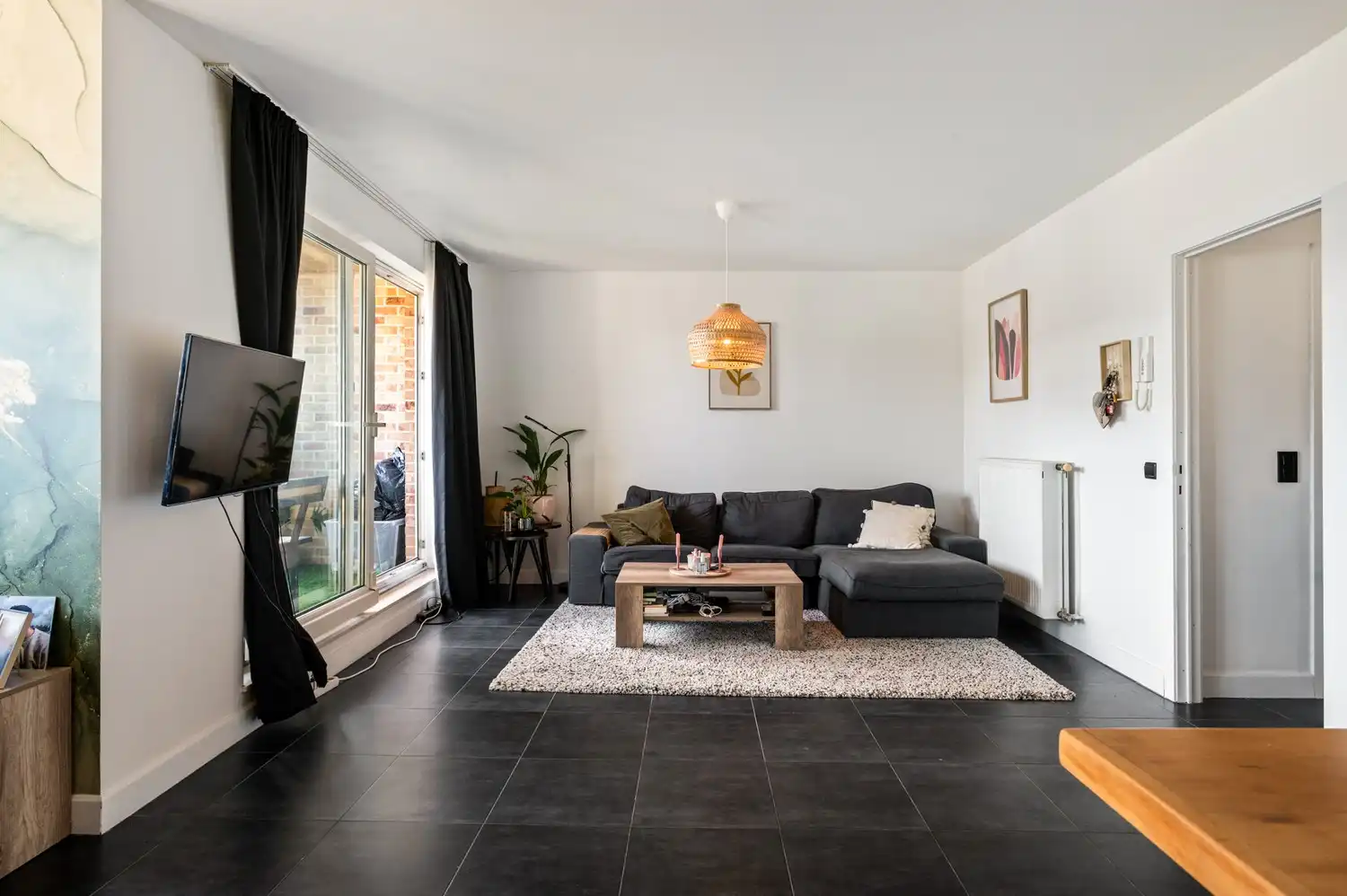 Ruim instapklaar appartement met 2 slaapkamers en terras op centrale ligging in Kapellen foto 4