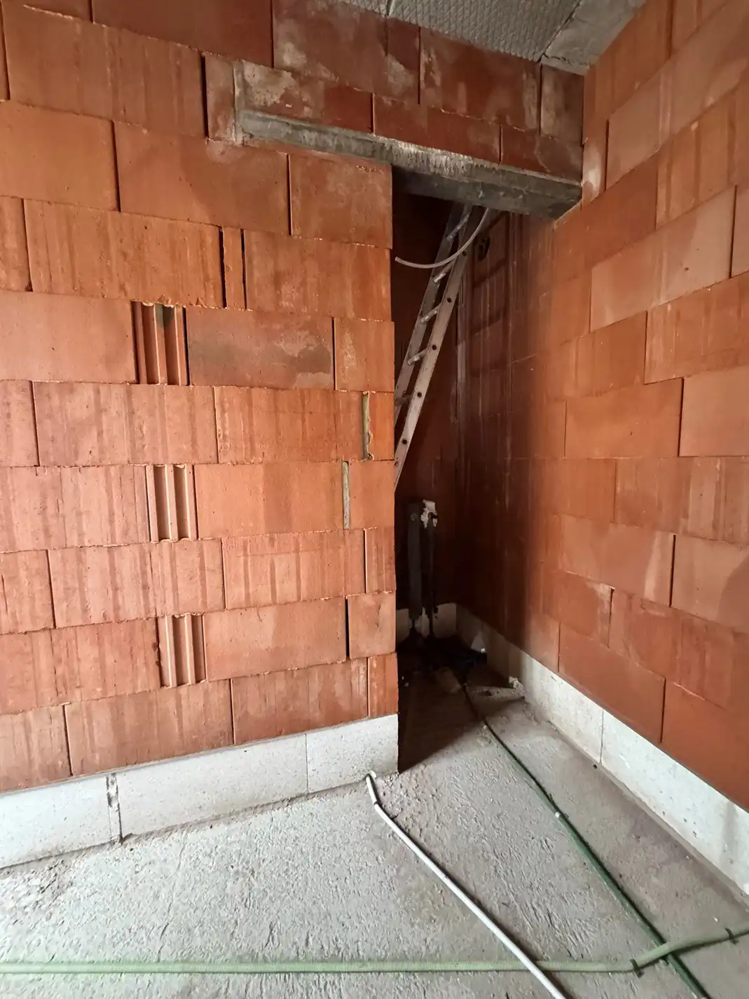 Nieuwbouwwoning met 4 slaapkamers en tuin te Koekelare  foto 14