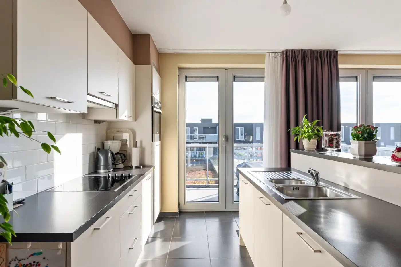 Recent, energiezuinig app. op 2e verd. met 2 slpk. en terras foto 4