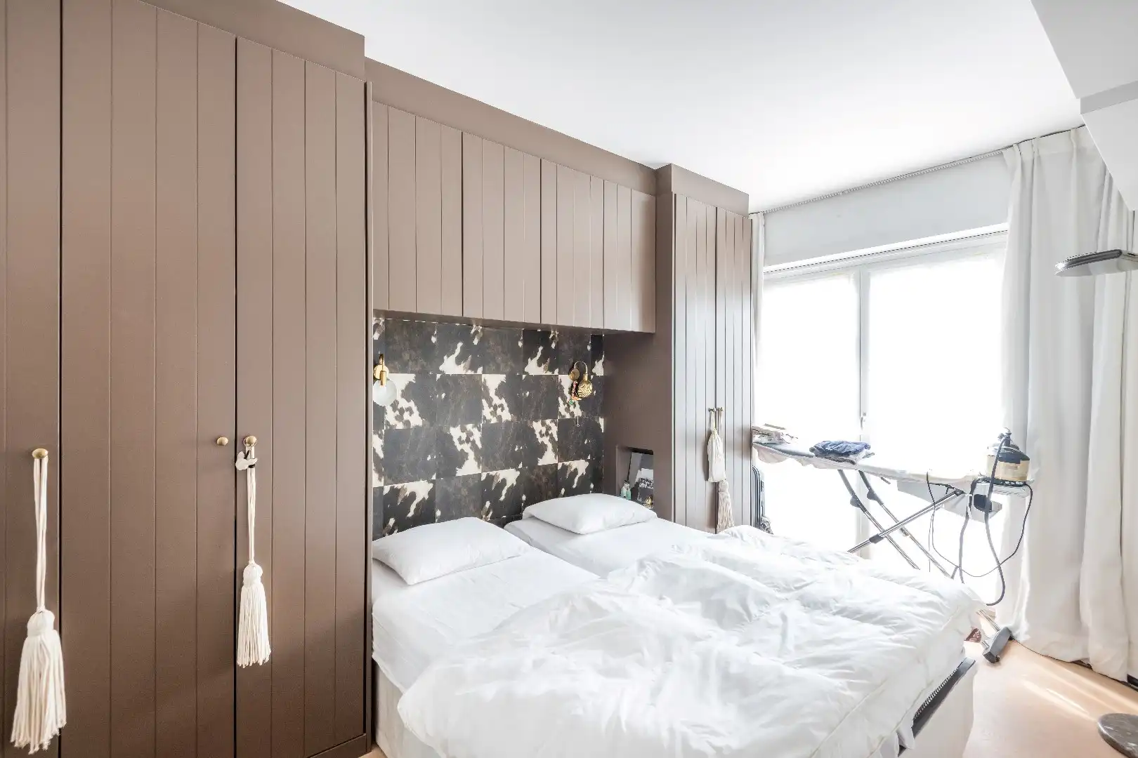 Ruim appartement (ca. 180m²) met een gevelbreedte van meer dan 13 meter, rustig gelegen, in het centrum tegenover de H. Hartkerk. foto 16