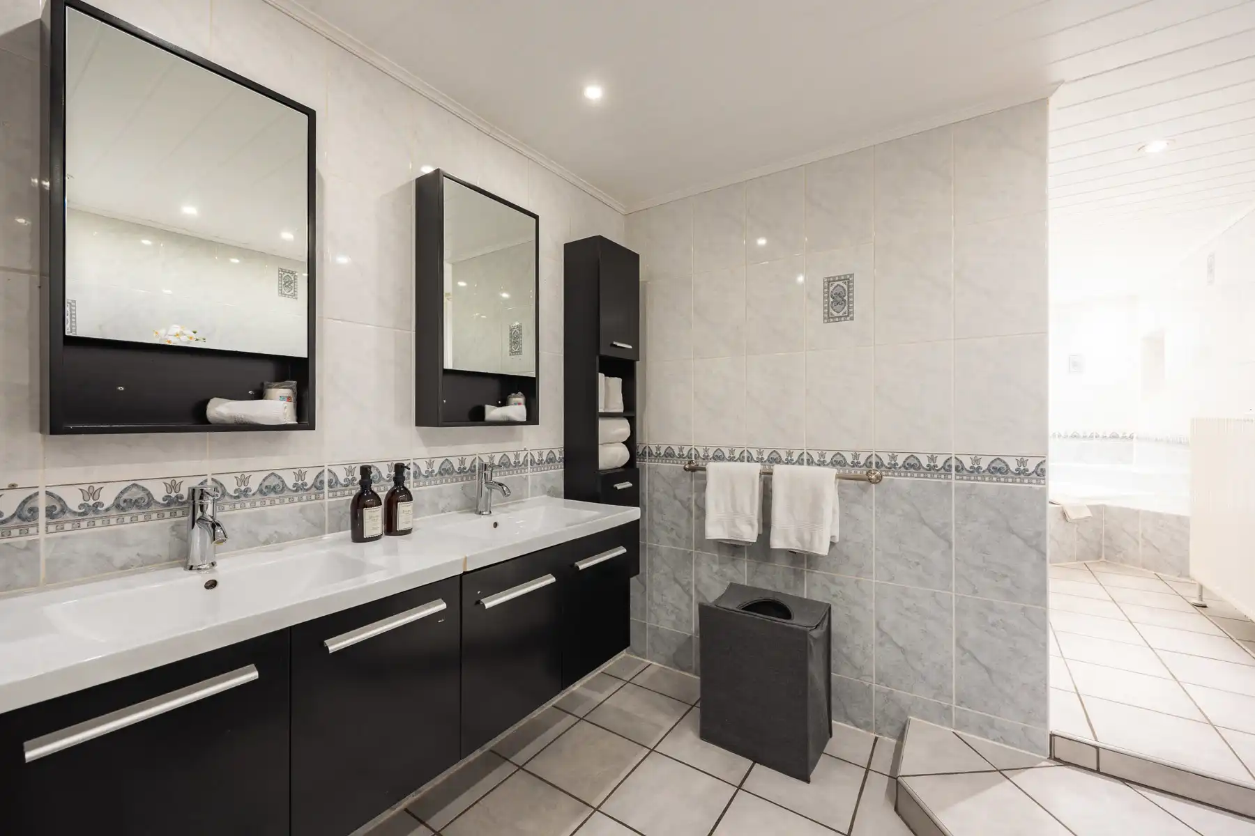 Prachtig landhuis met uitzonderlijk veel ruimte foto 9