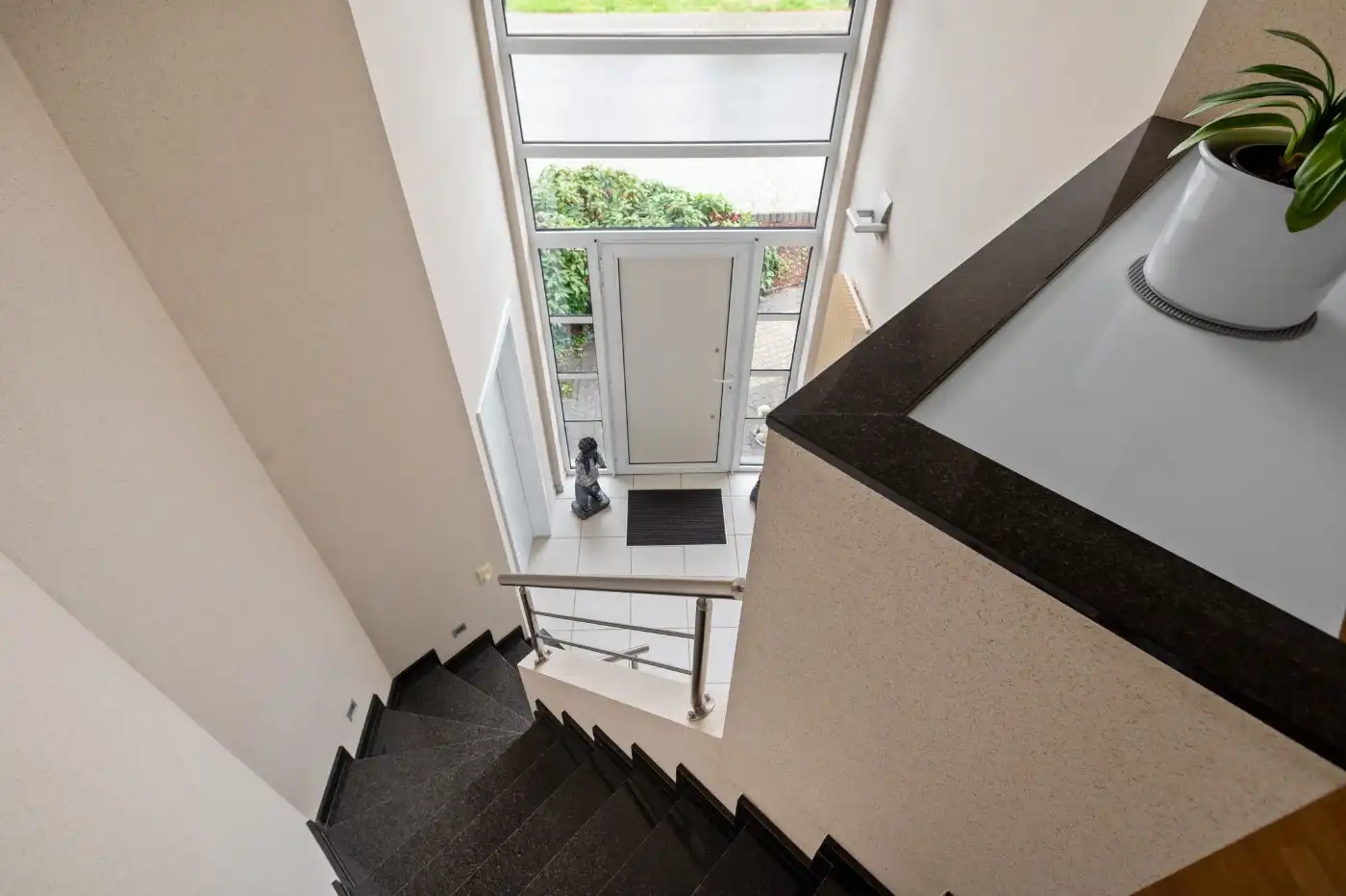 Toffe, instapklare HOB met 2 à 3 slpk., garage en grote tuin foto 12