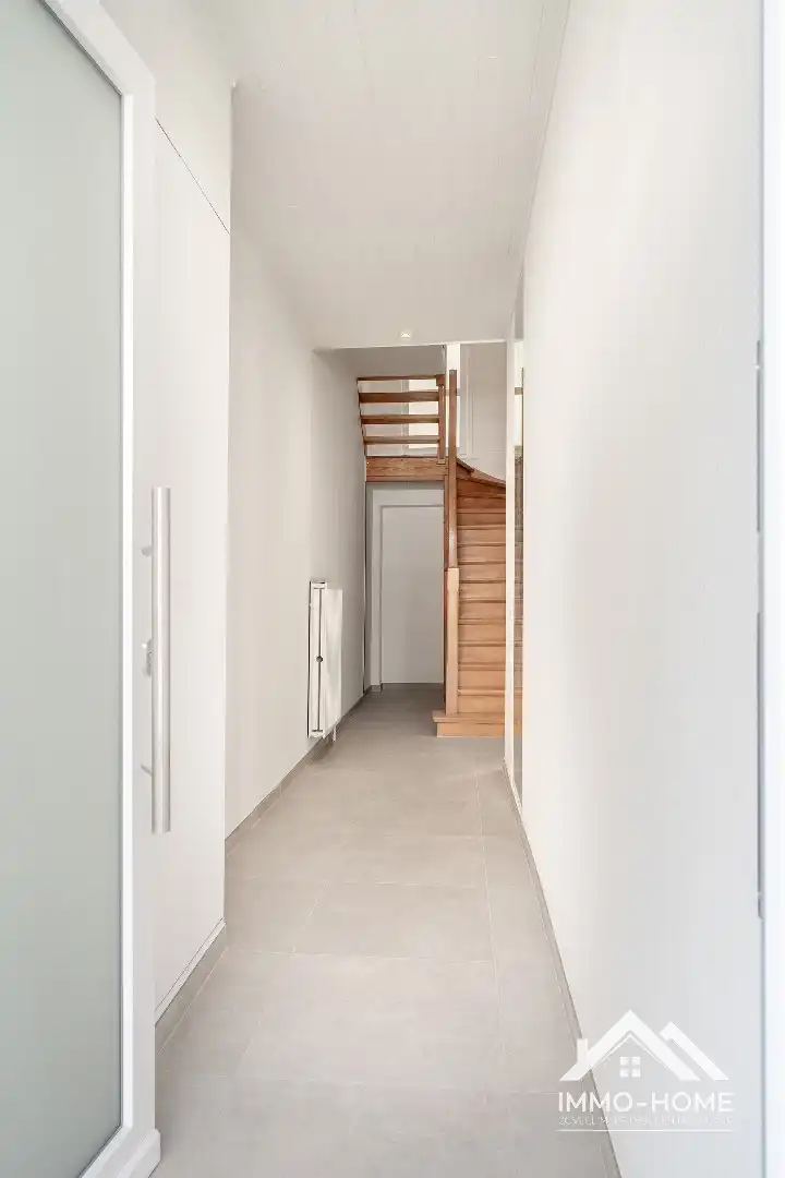 Ruime gerenoveerde burgerwoning !! foto 27