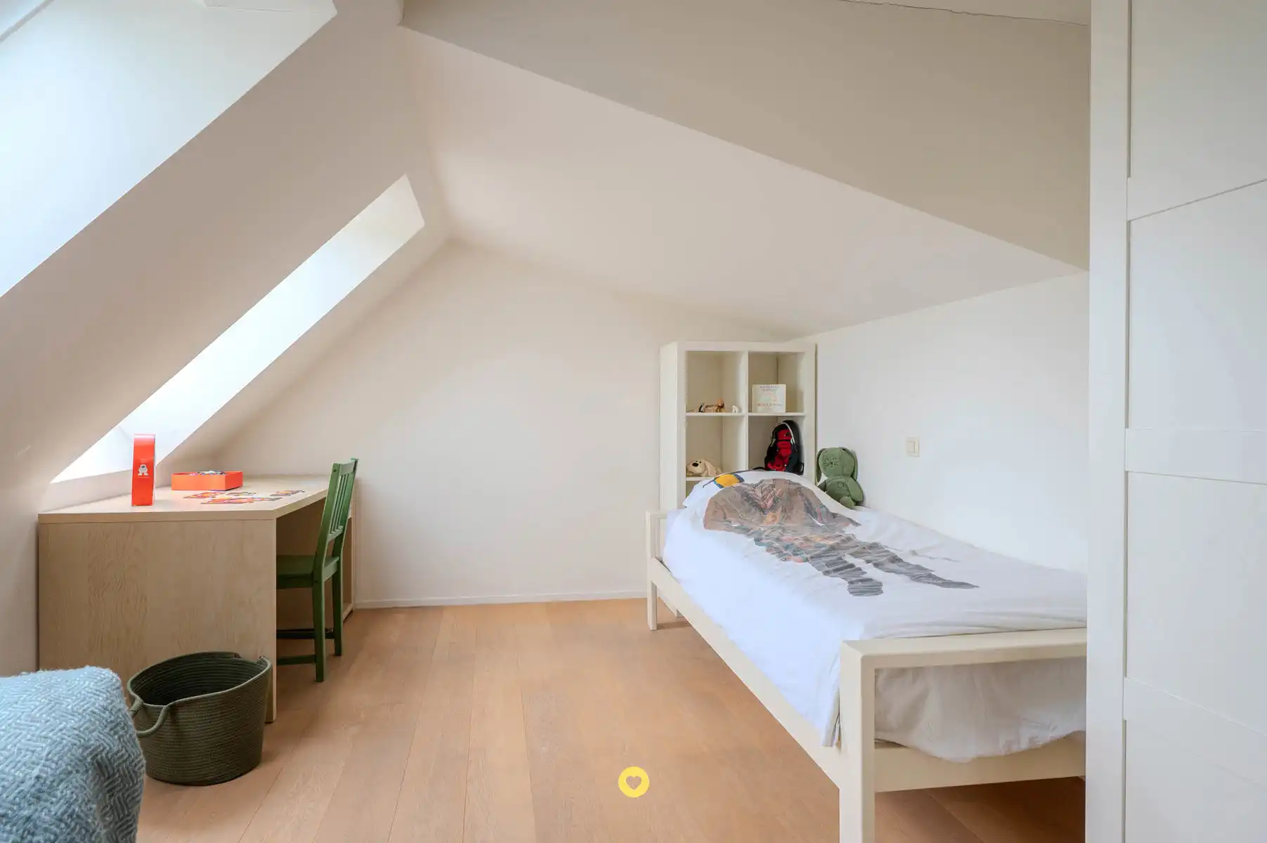 Gerenoveerde 70's villa met 5 slk en 2 bdk op 2000 m2 foto 21
