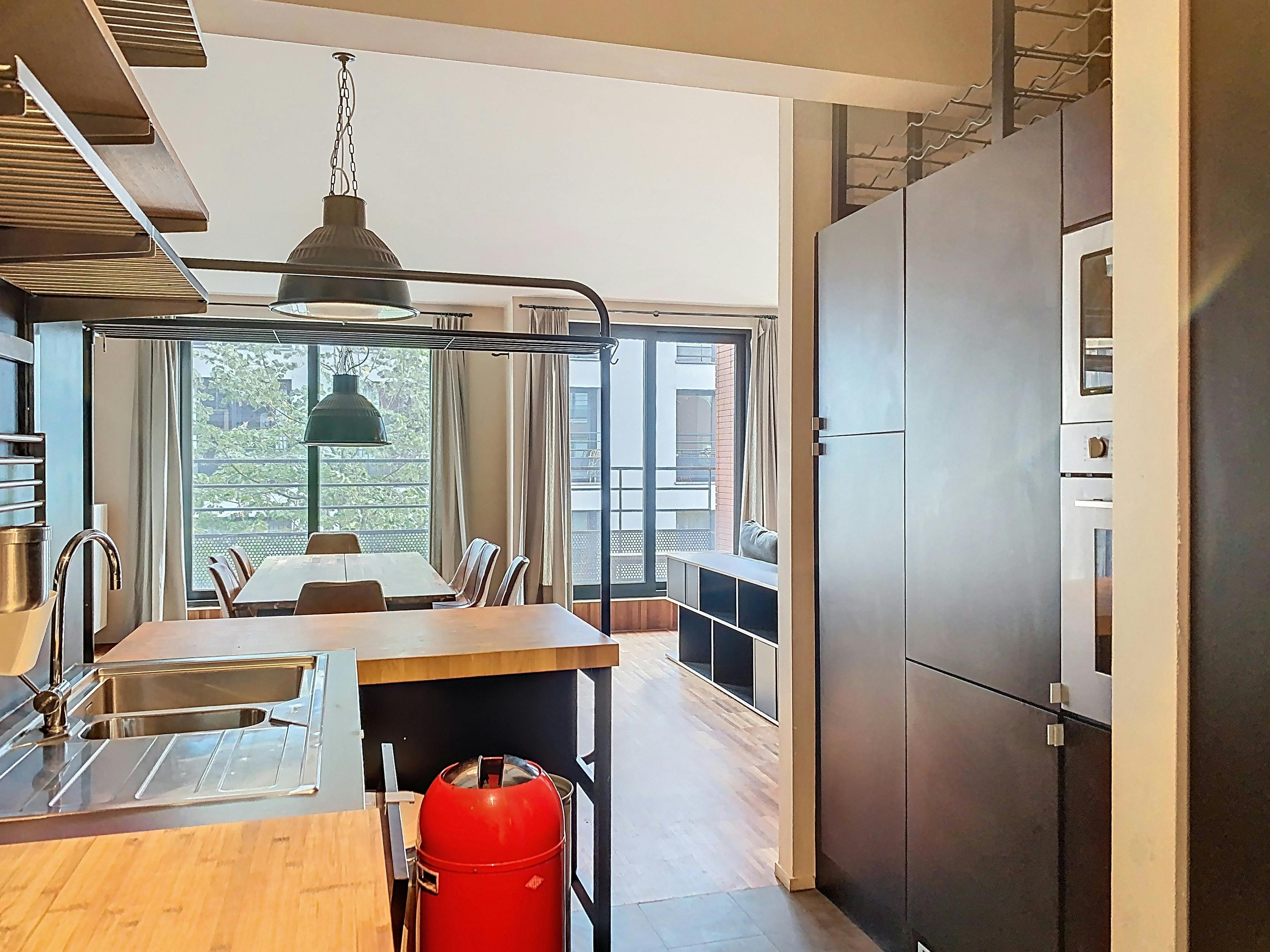 Dansaert - Ruim bemeubeld appartement met parking te huur foto 6