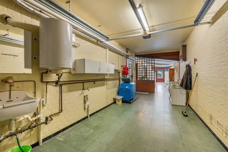 Ruime woning met garage in het centrum van Waanrode foto 17