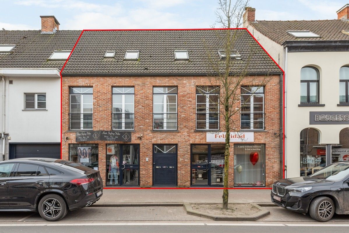 Opbrengsteigendom in het hart van Westmalle foto 3
