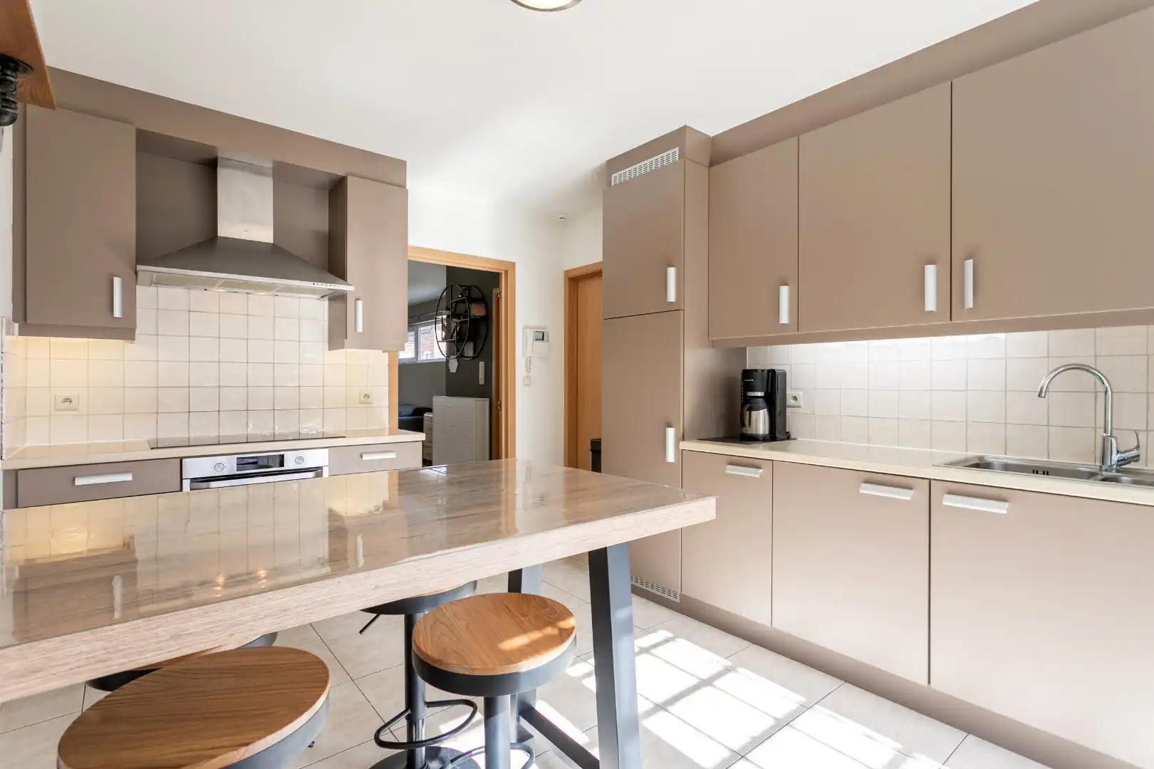 Recente woning (EPC B) met 5 slaapkamers en tuin te Vollezele foto 7