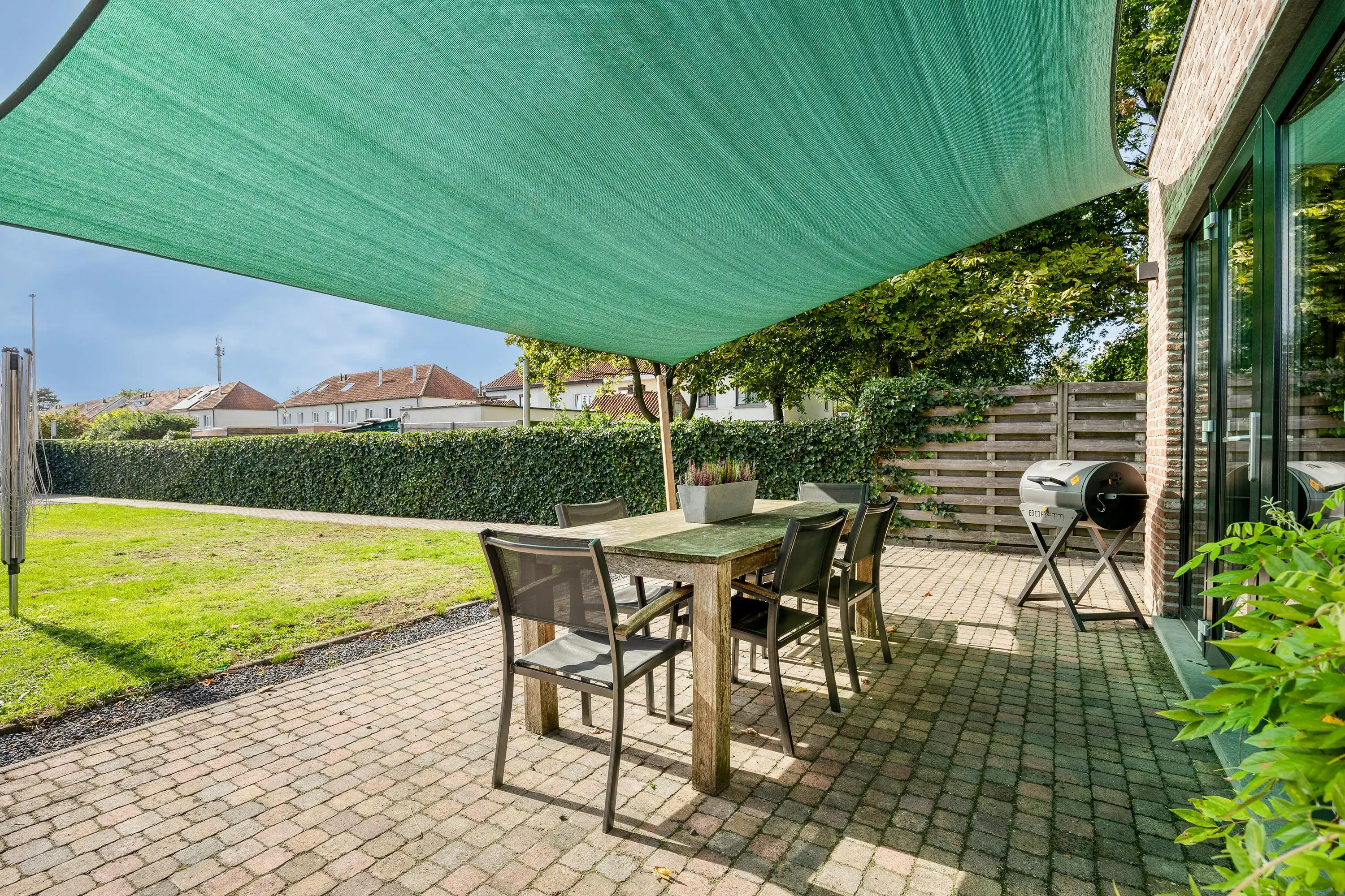 Gerenoveerde halfopen woning met tuin te koop in Gooreind! foto 27