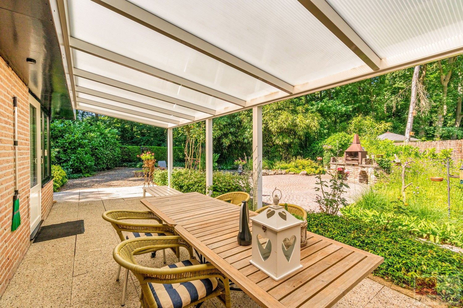 Gelijkvloerse vakantiewoning met een woonoppervlakte van 79 m², gelegen op een royaal perceel van 570 m². foto 19