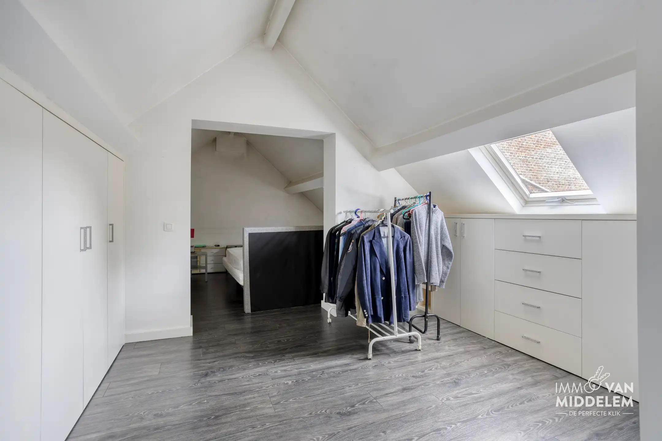 INSTAPKLARE DUPLEX MET 3 KAMERS , TERRAS EN KELDER foto 11