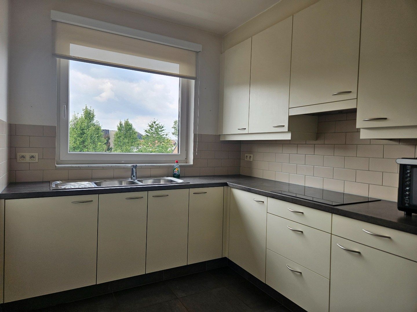 Appartement met 2 slaapkamers in het centrum van Mol! foto 3