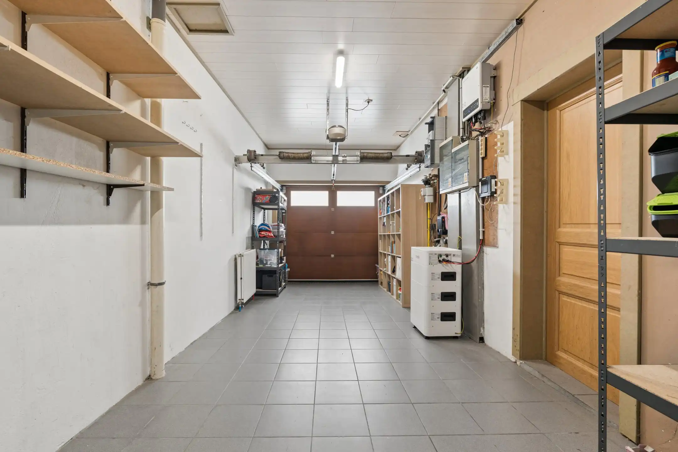 Instapklare, gerenoveerde 2-gevelwoning  foto 21