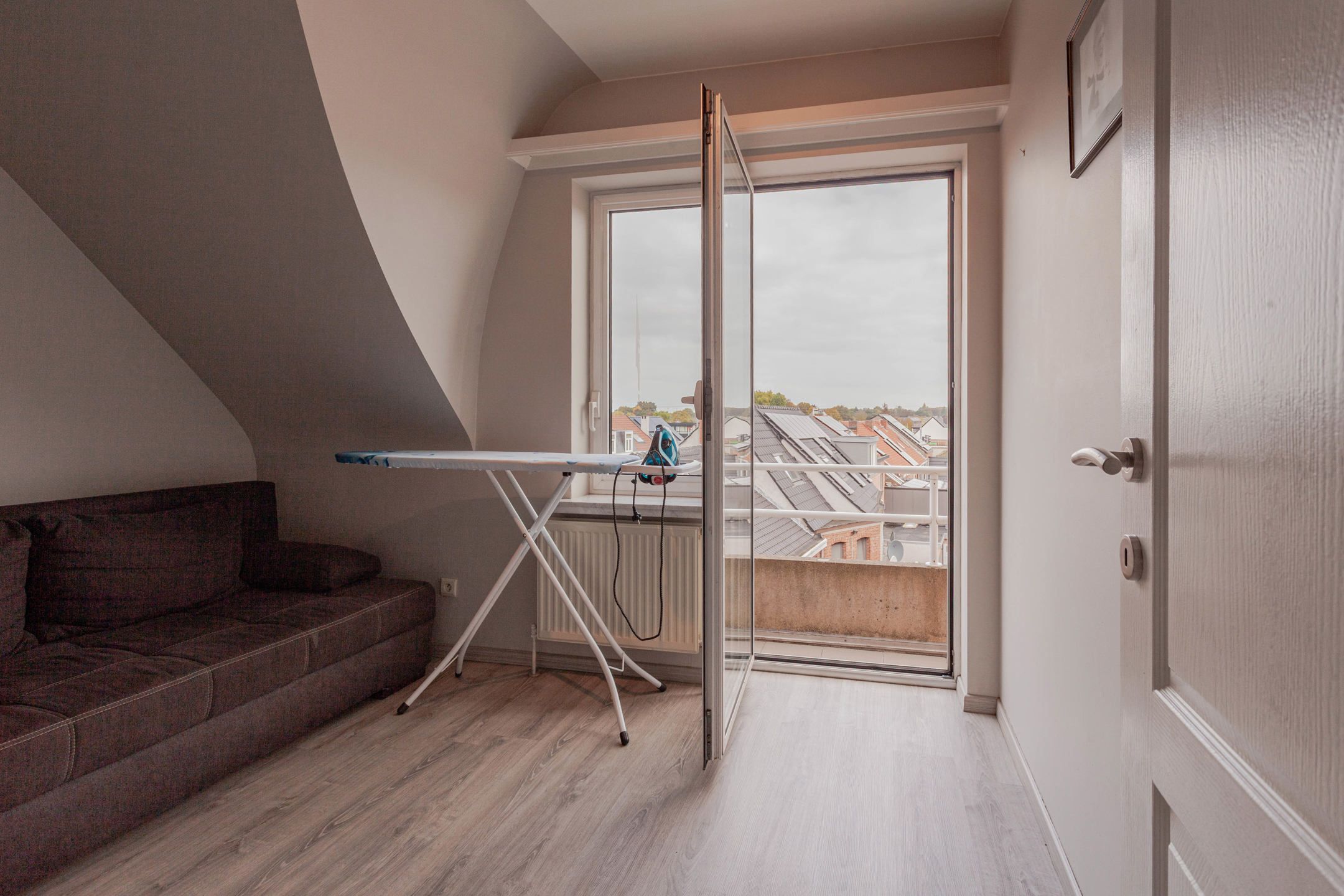 Lichtrijk 2-slaapkamerappartement met zonnig terras foto 18