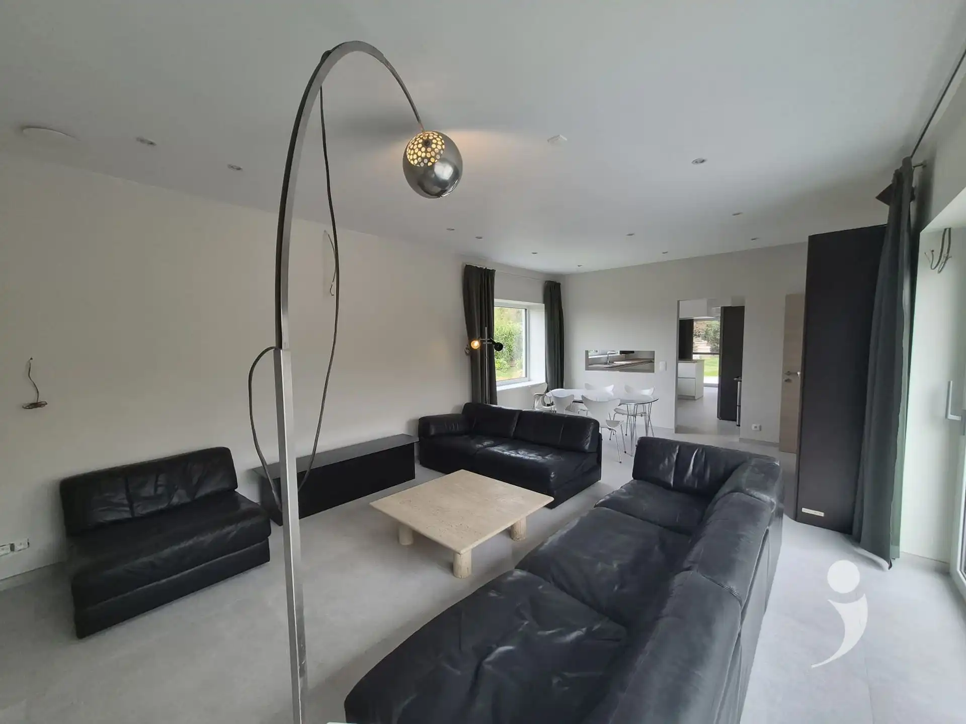 Gerenoveerde villa foto 4