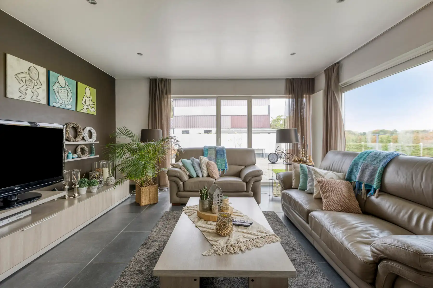 Huis met opslag, ruime tuin en mog. tot kangeroe/zorgwoning foto 5