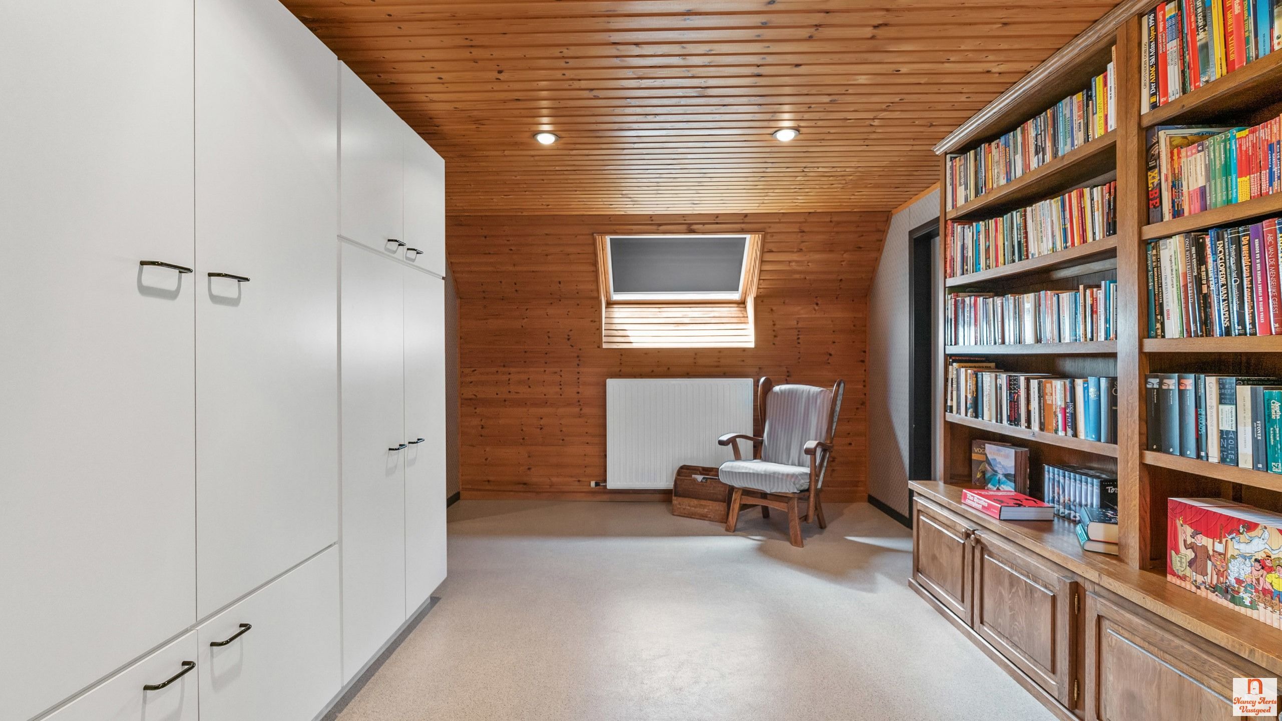 Luxueuze villa met overdekt zwembad, bos en weiland foto 42