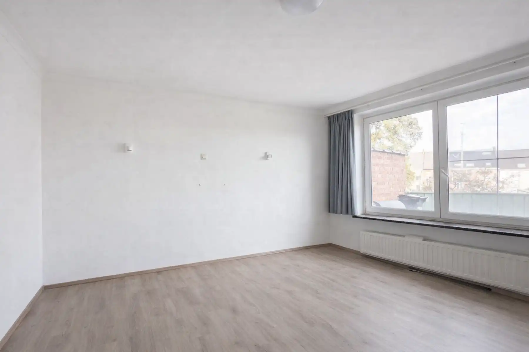 2 slaapkamer appartement met garage  foto 9