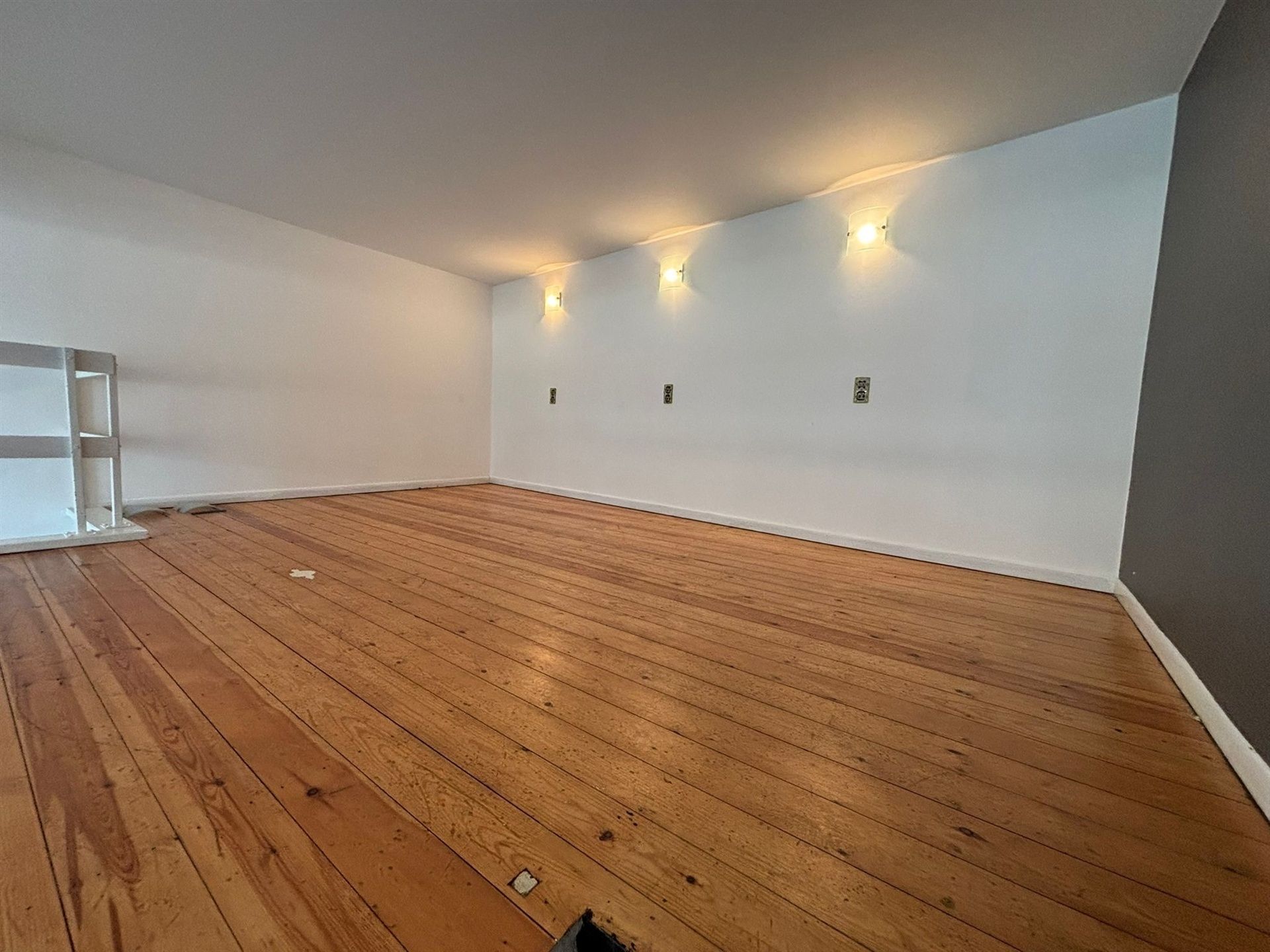 Handelsgelijkvloers in centrum Strombeek foto 5