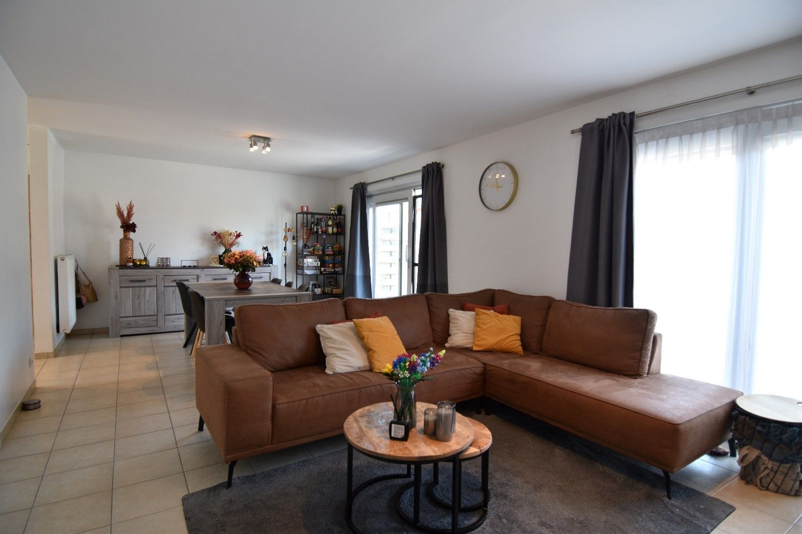 OPEN HUIS 11/10 / Rustig gelegen gezinswoning met 3 slaapkamers, garage en zonnige tuin te Heule foto 3