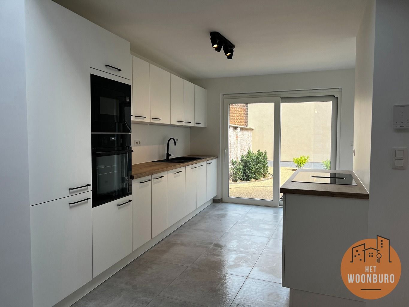 Woning met tuin, 3 slpks en staanplaats foto 2