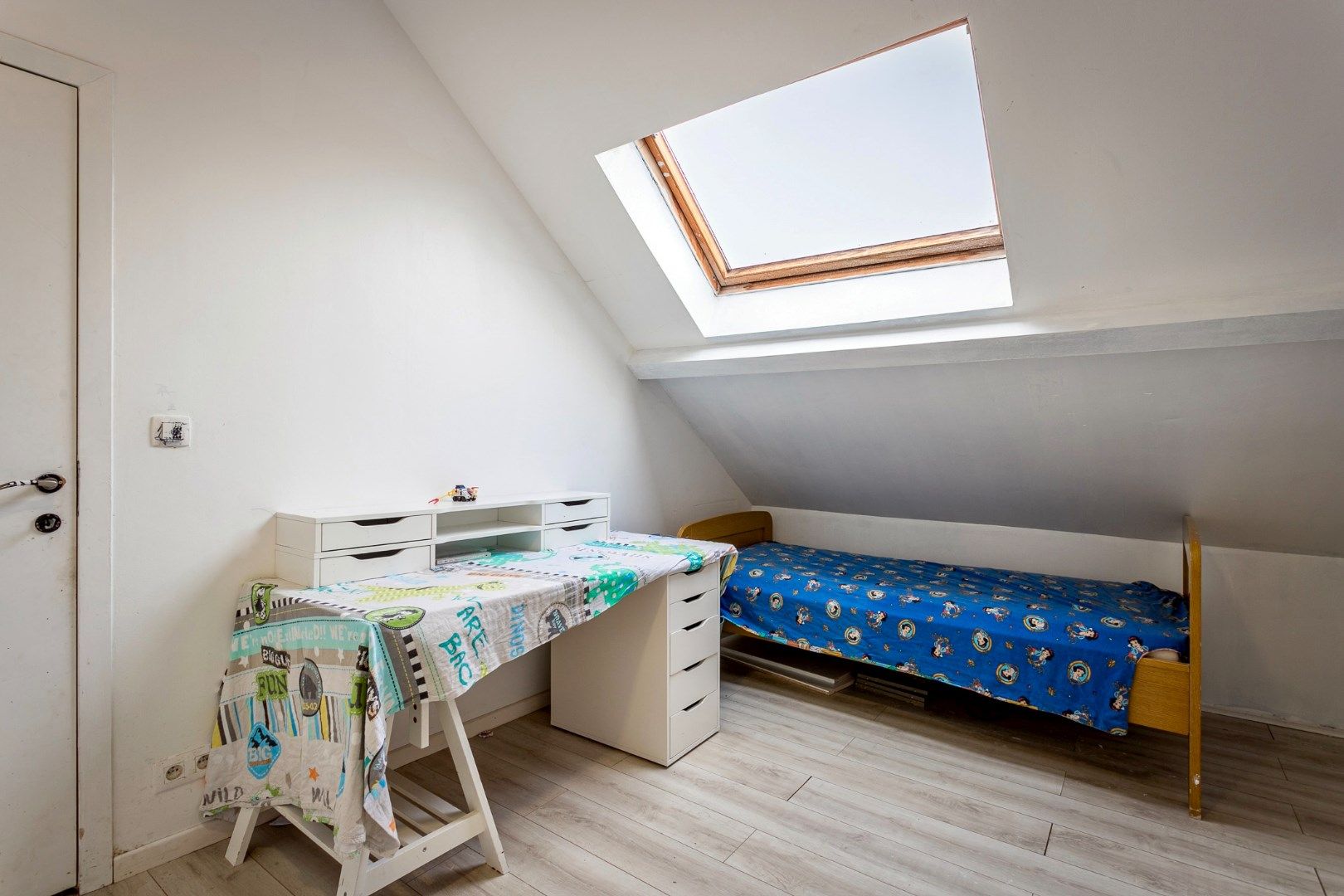 Instapklare woning met 4 slpks en ruime tuin te Lembeek foto 18