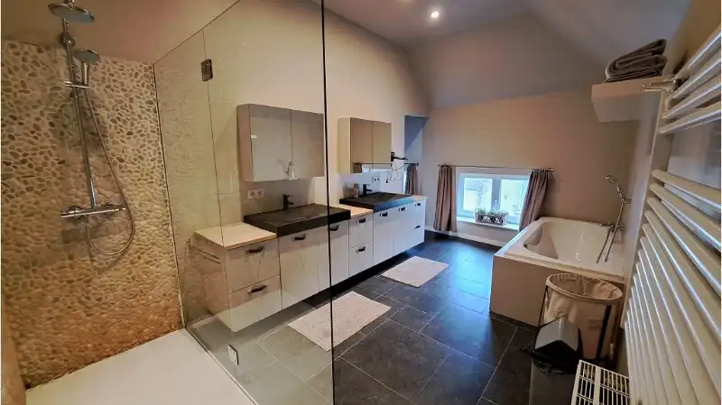 Uniek handelspand met woonst te koop in het centrum van Brugge foto 11